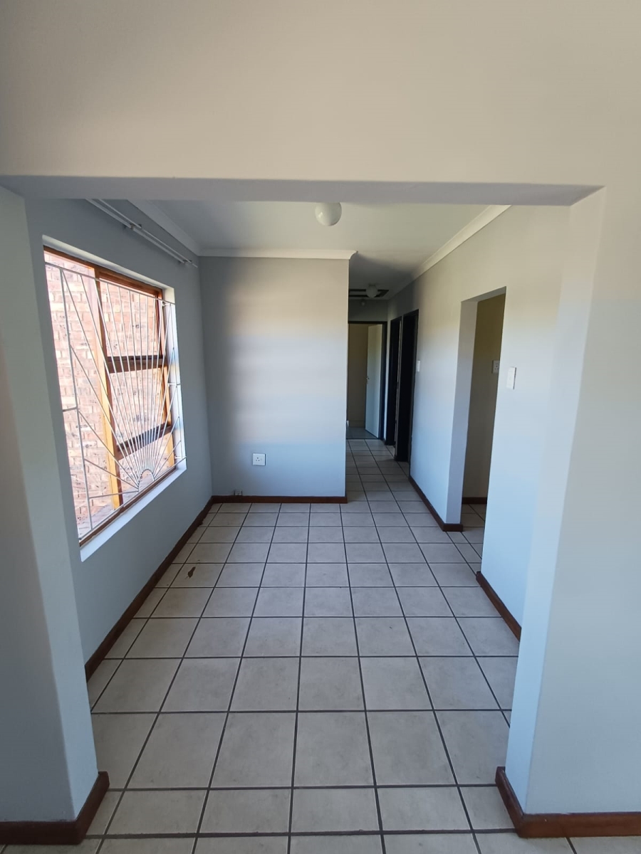 To Let 3 Bedroom Property for Rent in Queenstown Central Eastern Cape